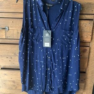 Sleeveless Rock & Republic shirt